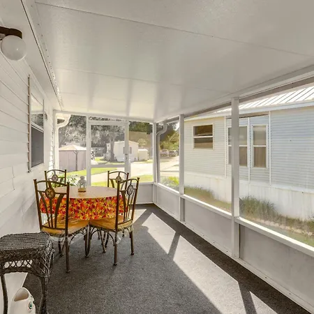 Lakeland Cottage With Pool Access And Screened Porch!